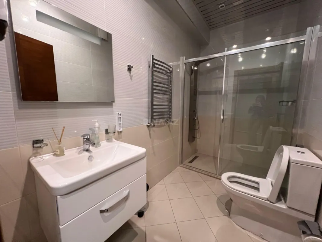 Kirayə verilir 6 otaqlı ofis 300 m²