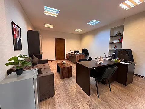 Kirayə verilir 6 otaqlı ofis 300 m²