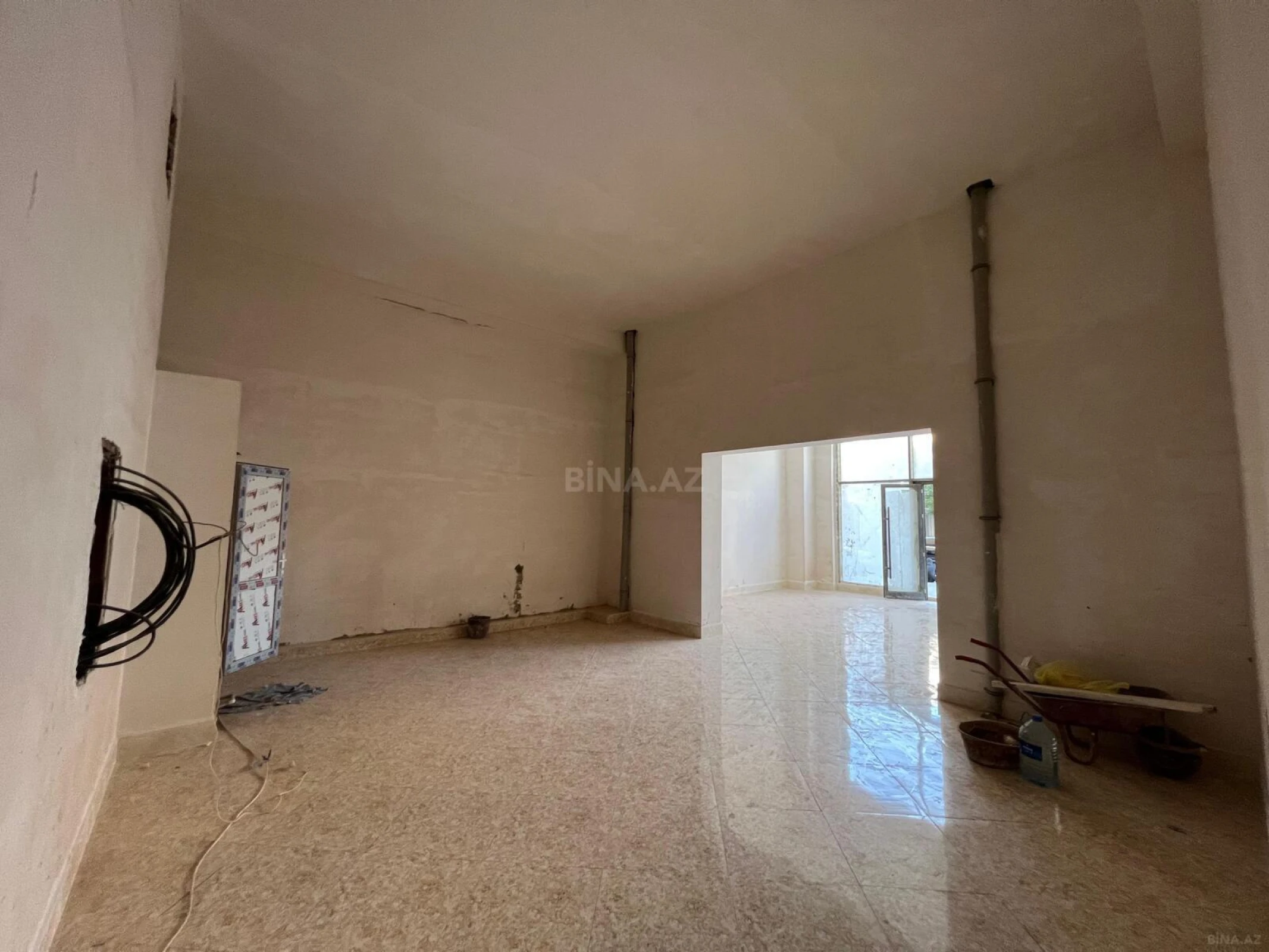 Kirayə verilir obyekt 100 m²