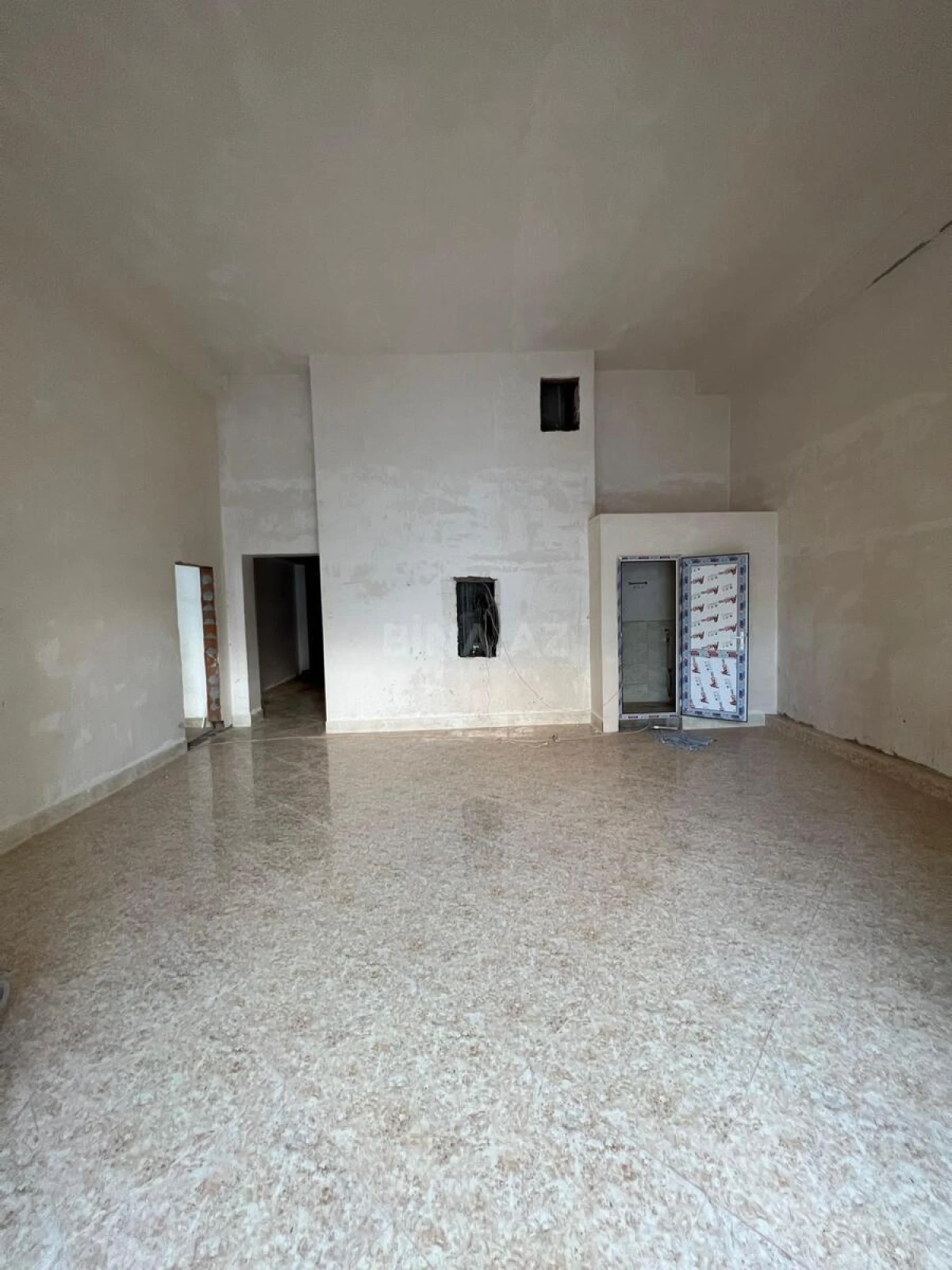 Kirayə verilir obyekt 100 m²