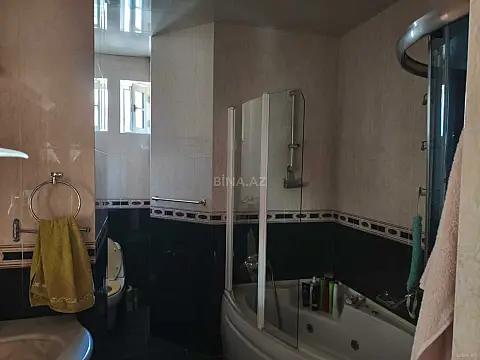 Satılır 5 otaqlı mənzil 140 m²