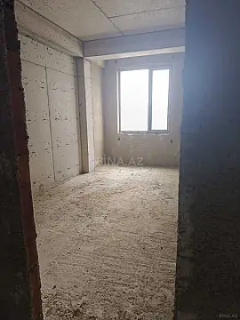 Satılır 4 otaqlı mənzil 132 m²