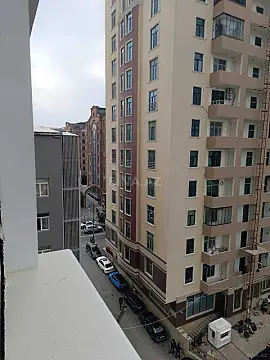 Satılır 4 otaqlı mənzil 132 m²