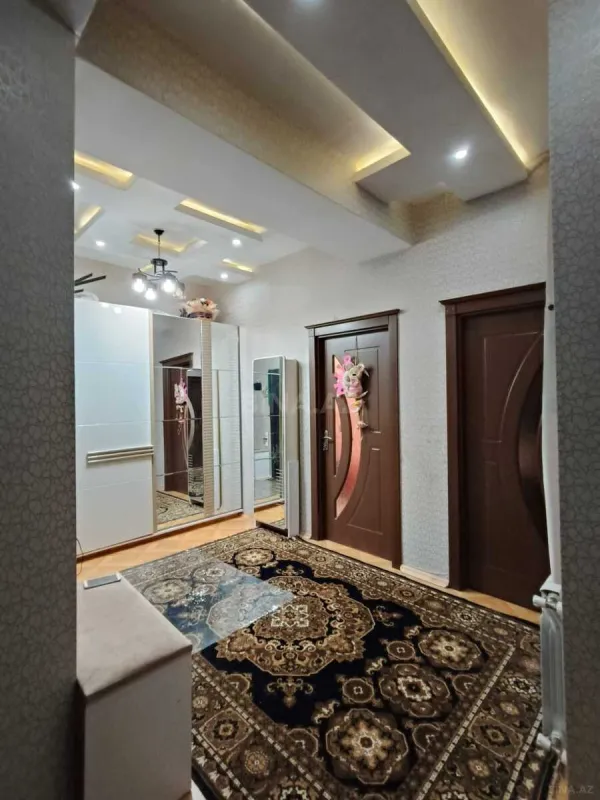 Satılır 3 otaqlı mənzil 81 m²