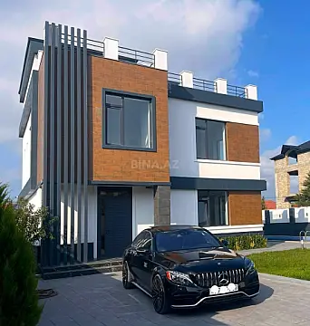 Satılır 7 otaqlı həyət evi 305 m²