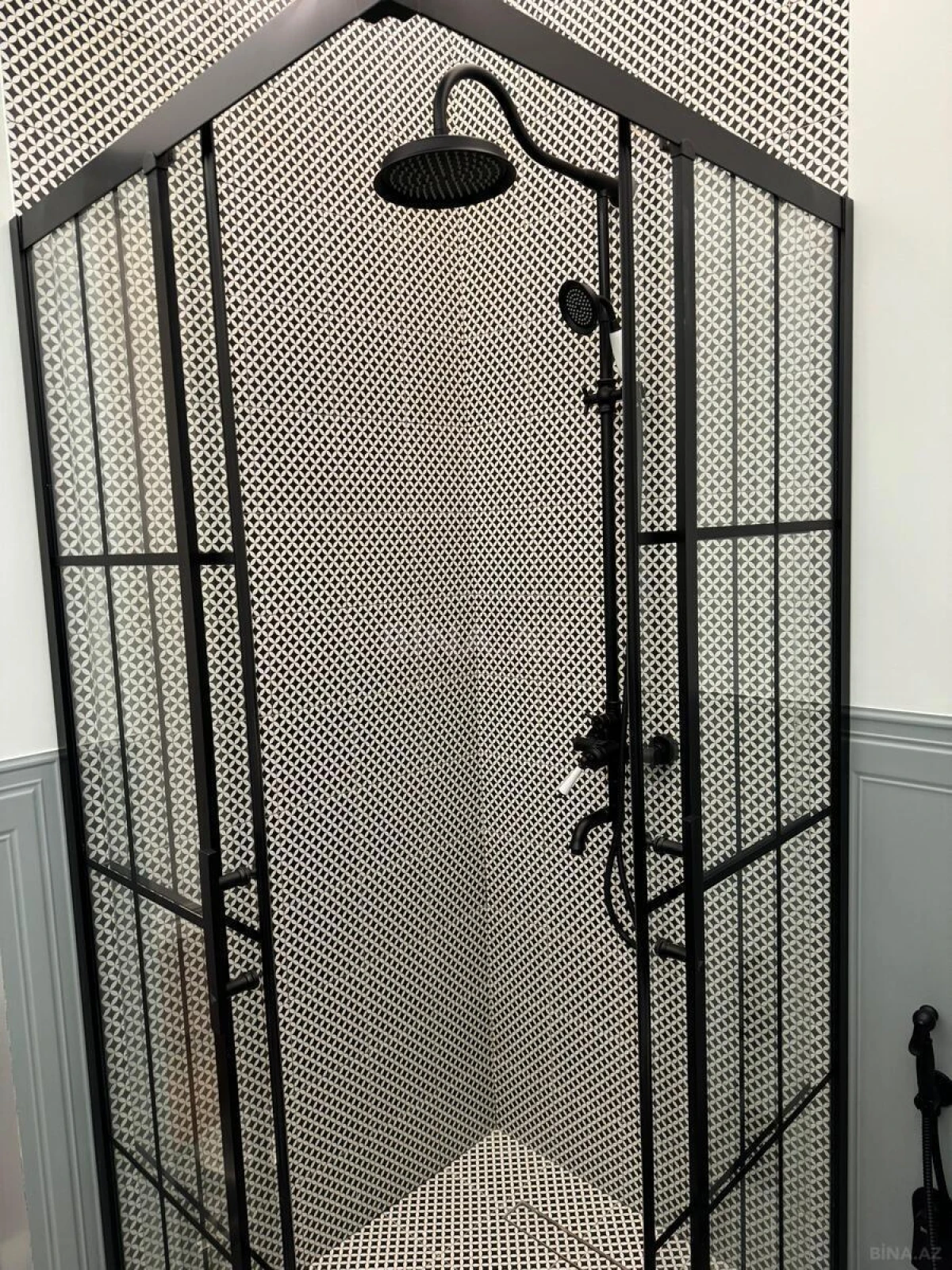 Kirayə verilir 3 otaqlı mənzil 130 m²