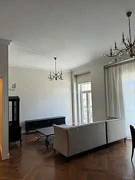 Kirayə verilir 3 otaqlı mənzil 130 m²