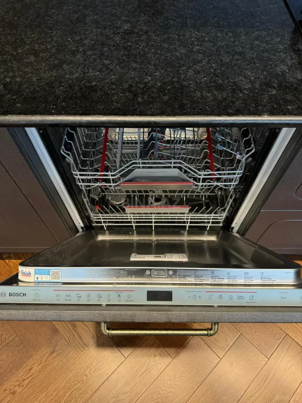 Kirayə verilir 3 otaqlı mənzil 130 m²