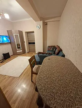 Satılır 2 otaqlı mənzil 70 m² — Bakı, İnşaatçılar 2 otaq 70.00 m²
