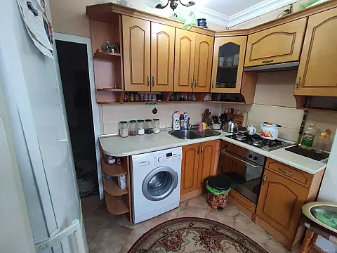 Satılır 4 otaqlı mənzil 110 m²
