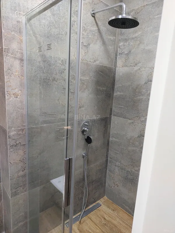 Satılır 2 otaqlı mənzil 96 m²