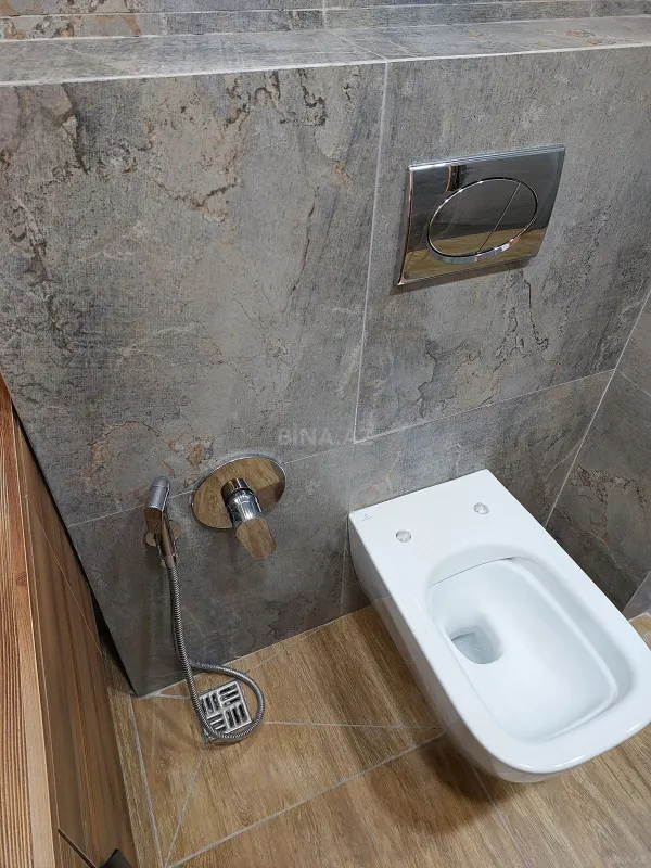 Satılır 2 otaqlı mənzil 96 m²