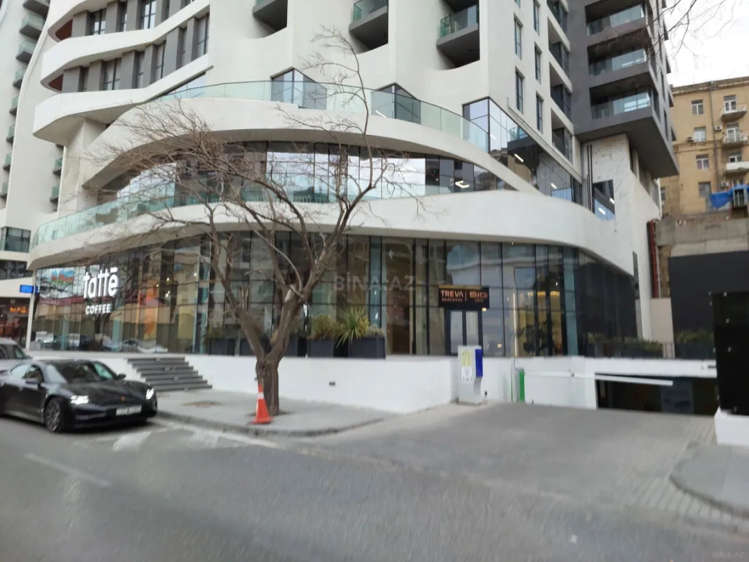 Satılır 2 otaqlı mənzil 96 m²