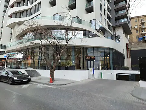 Satılır 2 otaqlı mənzil 96 m²