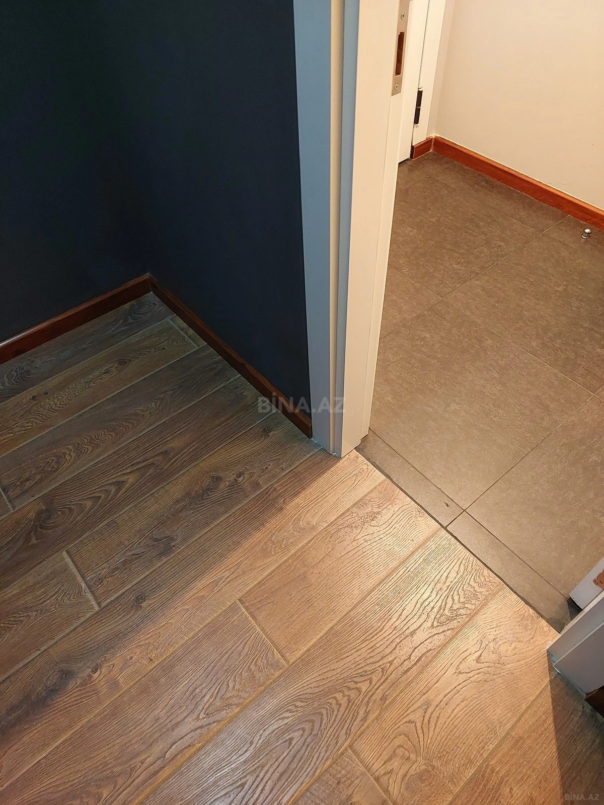 Satılır 2 otaqlı mənzil 96 m²