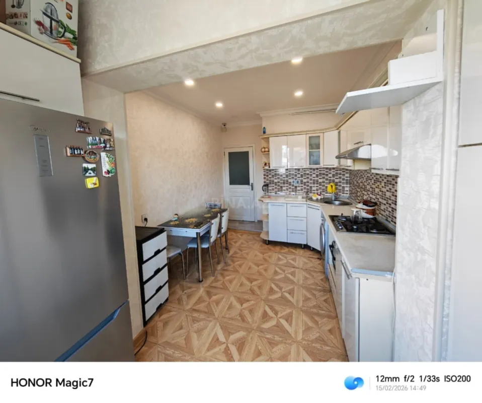 Satılır 3 otaqlı mənzil 75 m²