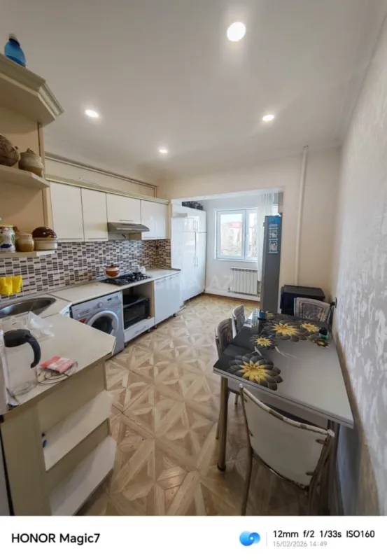 Satılır 3 otaqlı mənzil 75 m²