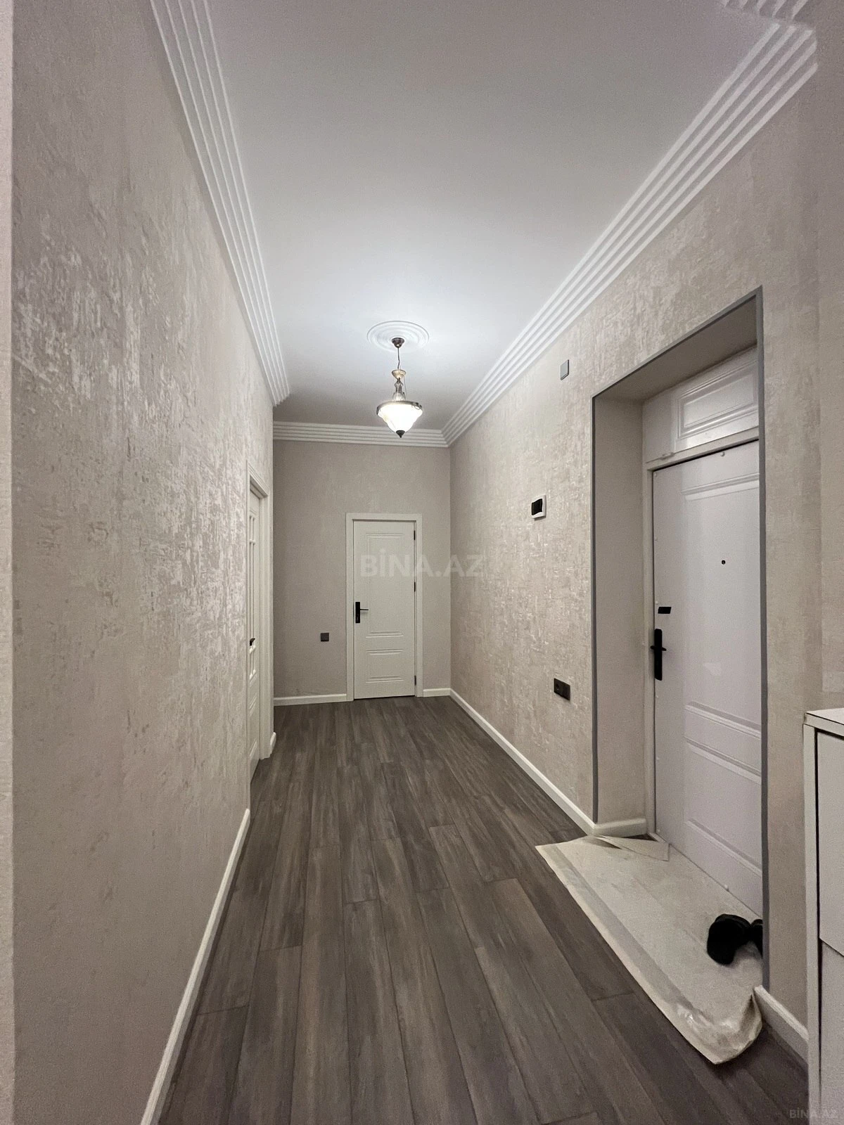 Satılır 3 otaqlı mənzil 120 m²