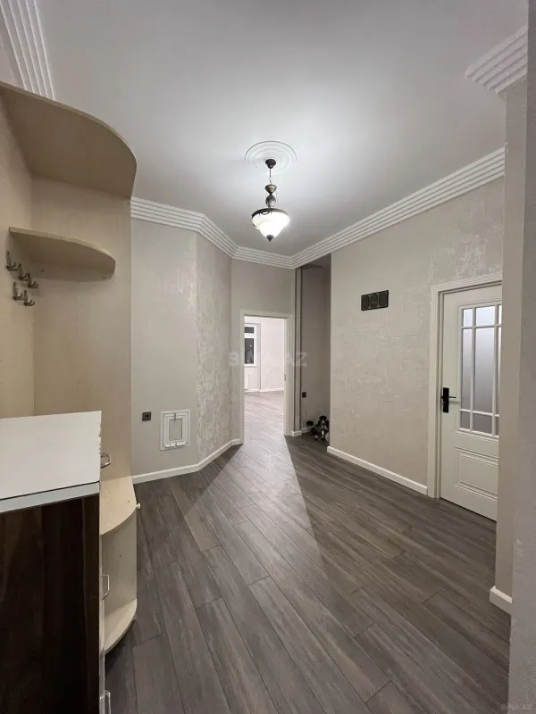 Satılır 3 otaqlı mənzil 120 m²