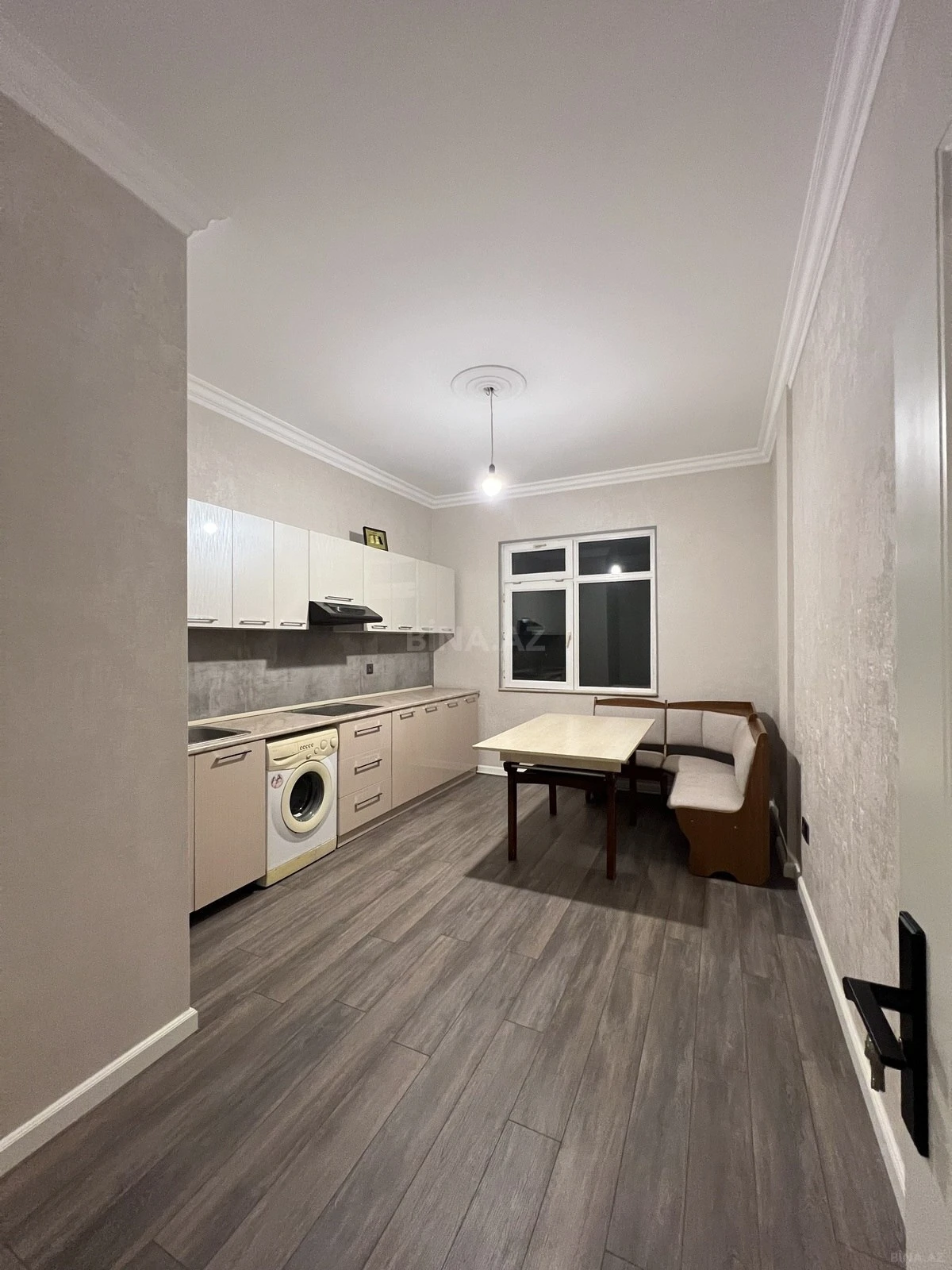 Satılır 3 otaqlı mənzil 120 m²