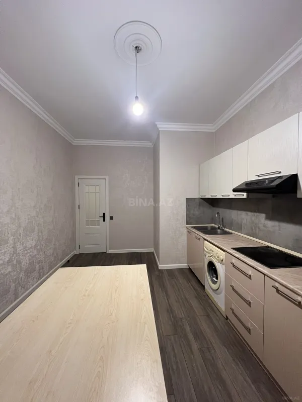 Satılır 3 otaqlı mənzil 120 m²