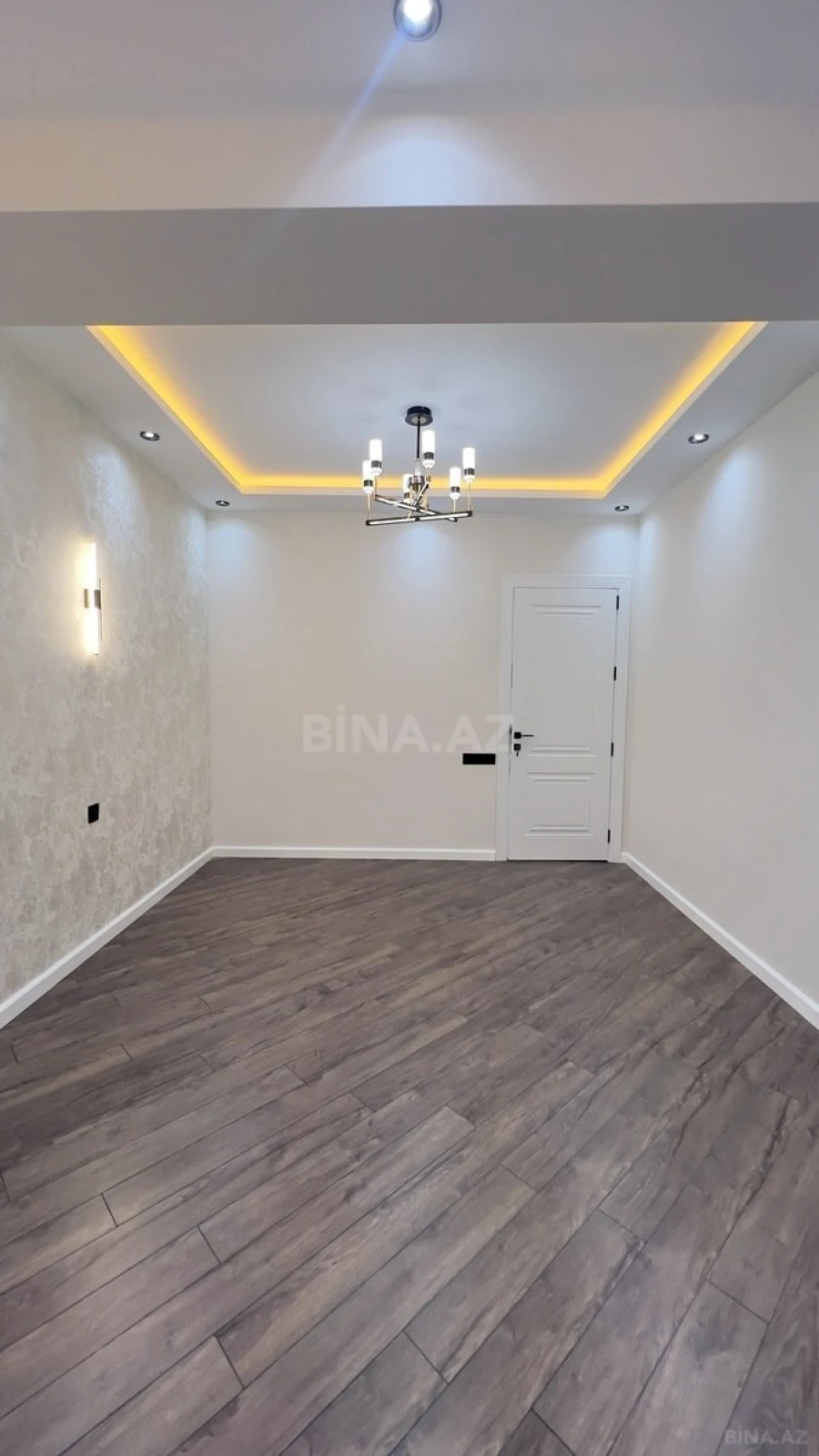 Satılır 3 otaqlı mənzil 83 m²