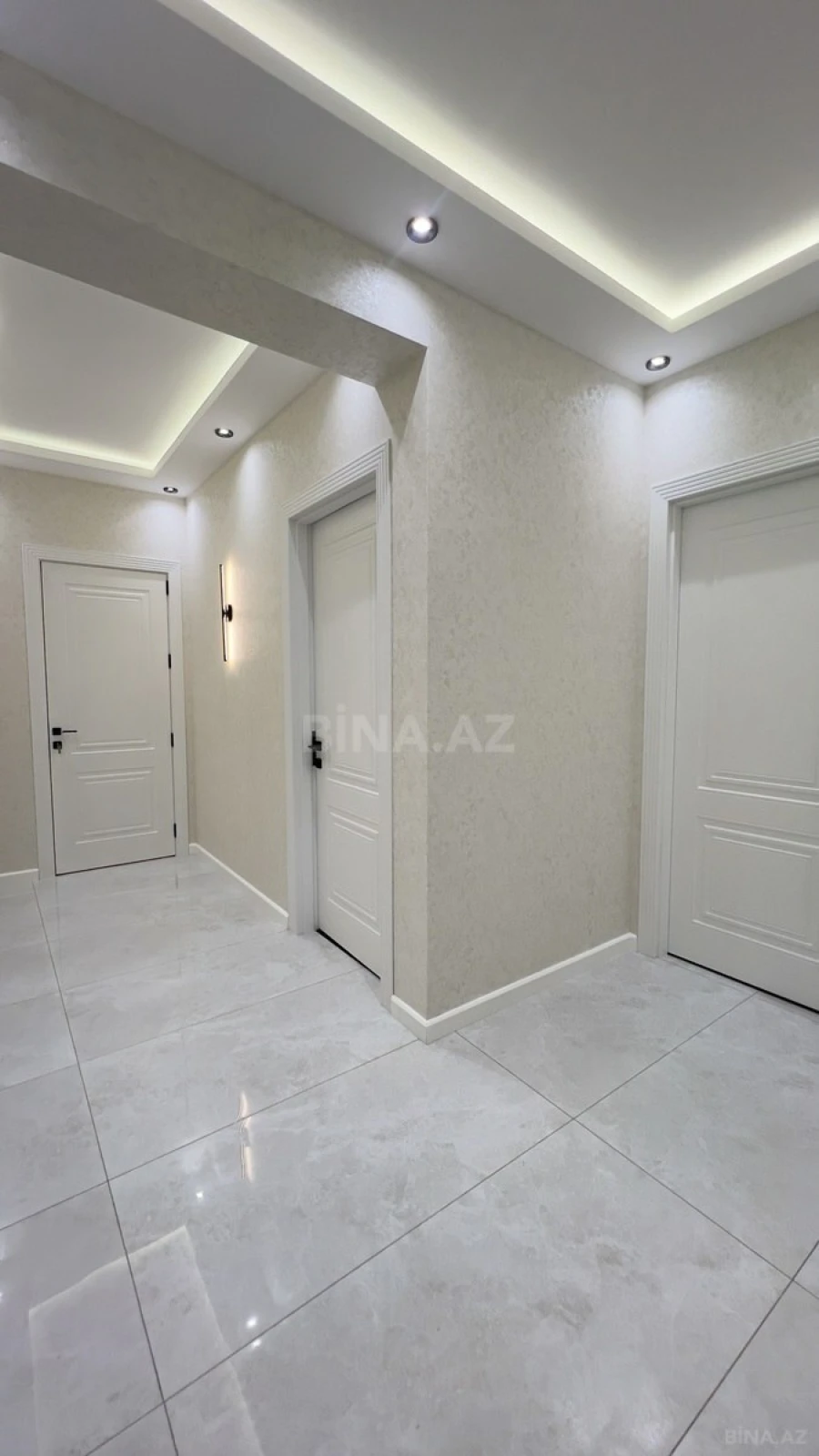 Satılır 3 otaqlı mənzil 83 m²