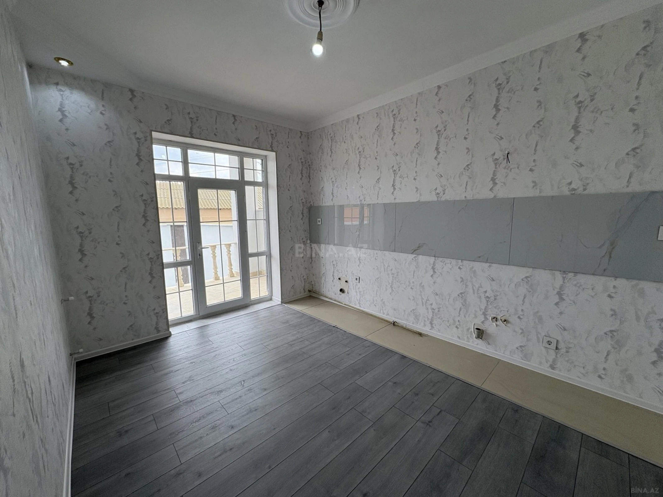 Satılır 4 otaqlı həyət evi 95 m²