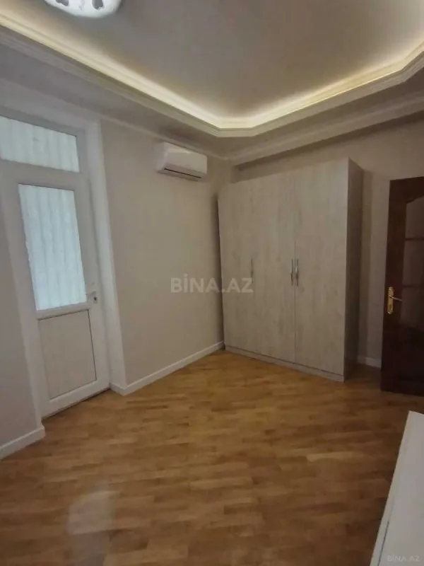 Kirayə verilir 4 otaqlı mənzil 160 m²