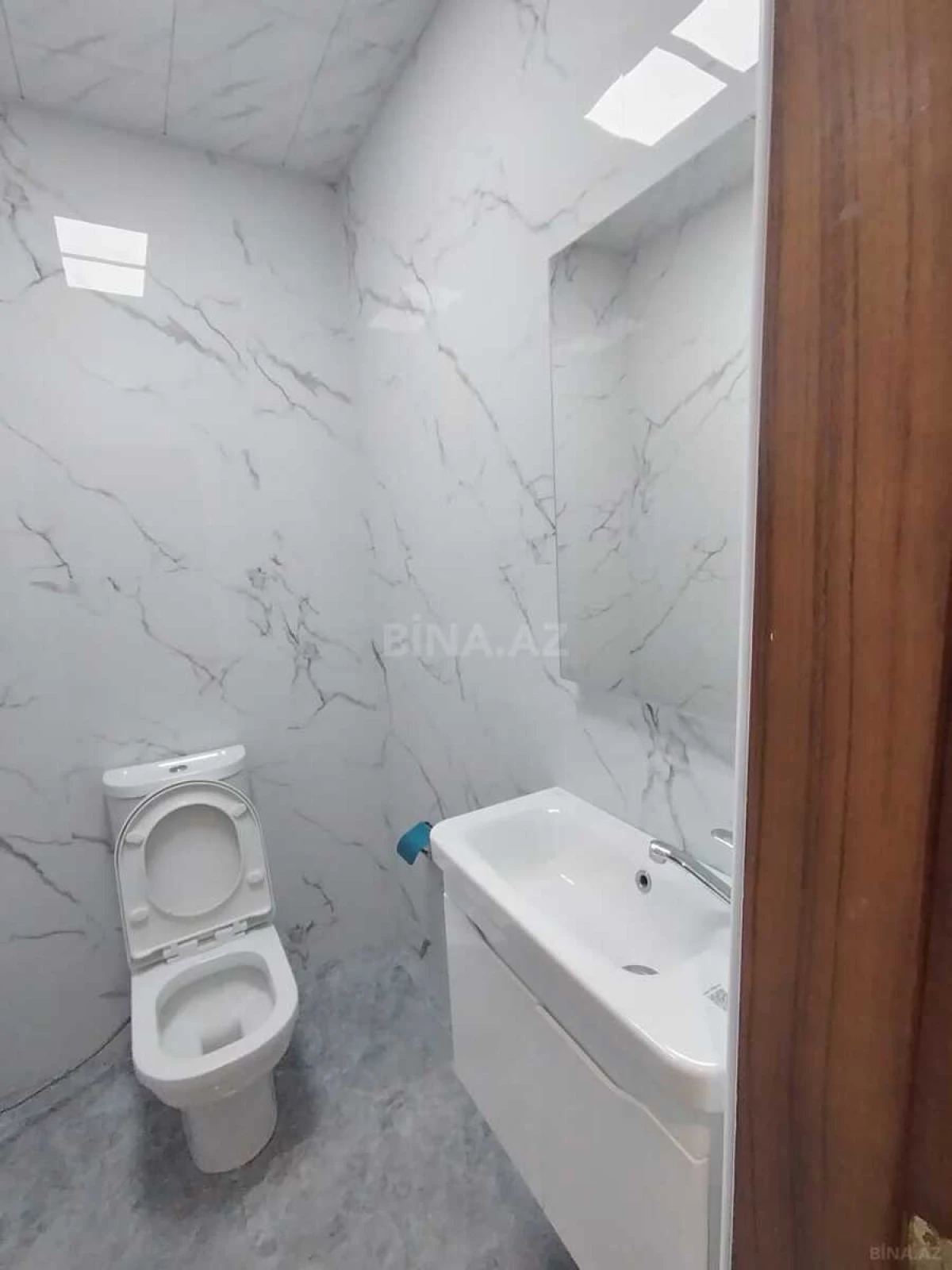 Kirayə verilir 4 otaqlı mənzil 160 m²
