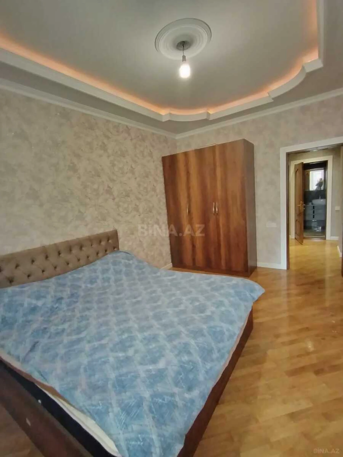 Kirayə verilir 4 otaqlı mənzil 160 m²