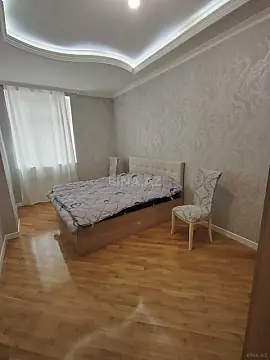 Kirayə verilir 4 otaqlı mənzil 160 m²