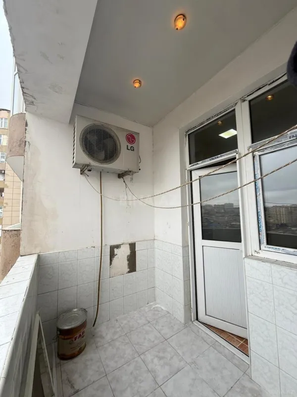Kirayə verilir 3 otaqlı mənzil 135 m²