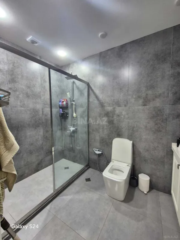 Satılır 3 otaqlı mənzil 102 m²