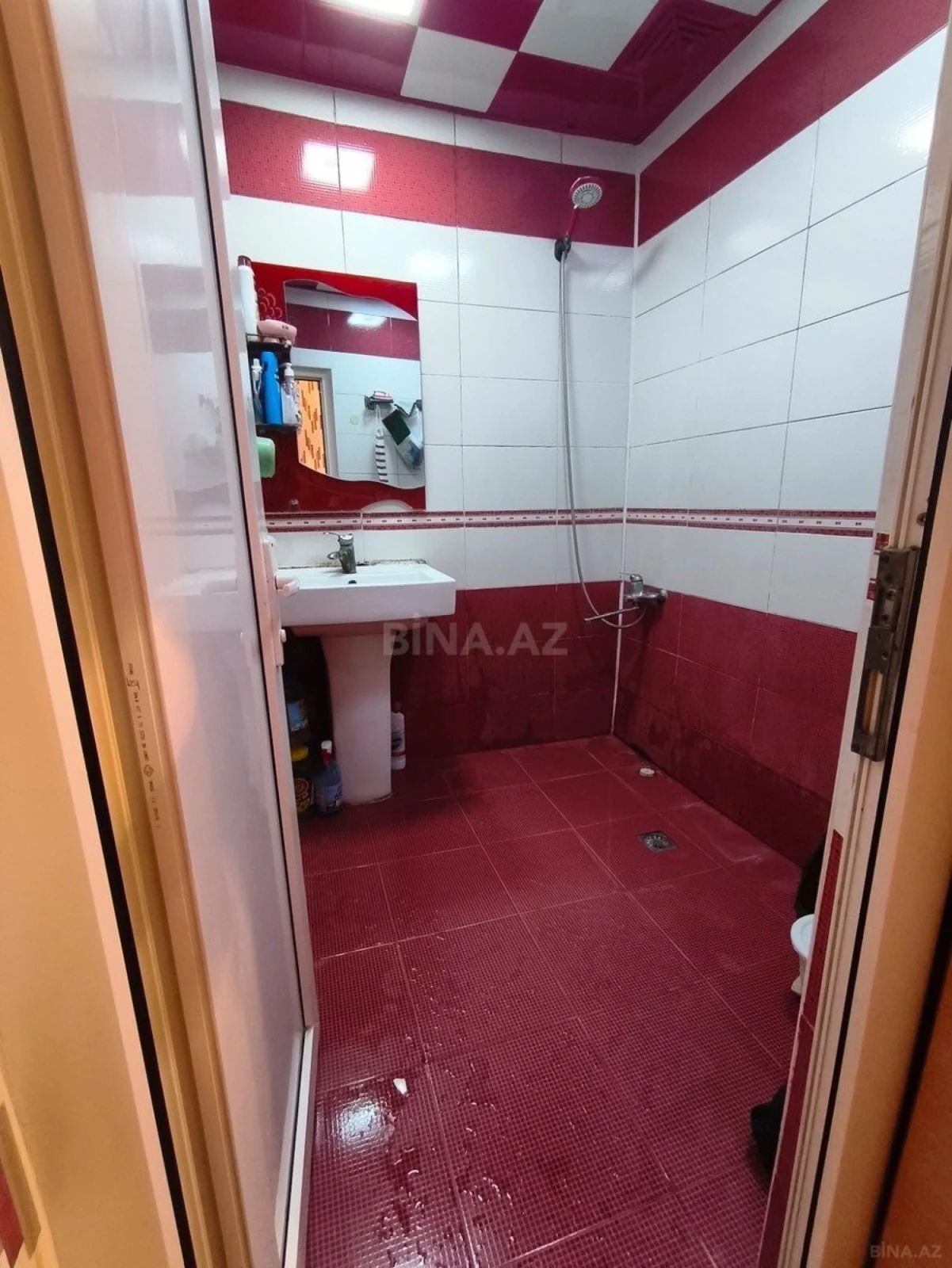 Satılır 3 otaqlı mənzil 60 m²