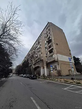 Satılır 4 otaqlı mənzil 100 m² — Bakı 4 otaq 100.00 m²