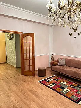 Satılır 2 otaqlı mənzil 100 m²