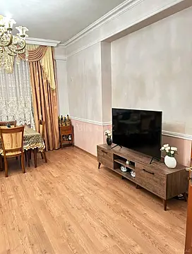 Satılır 2 otaqlı mənzil 100 m²