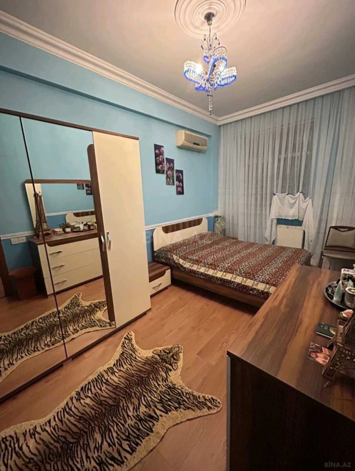 Satılır 2 otaqlı mənzil 100 m²