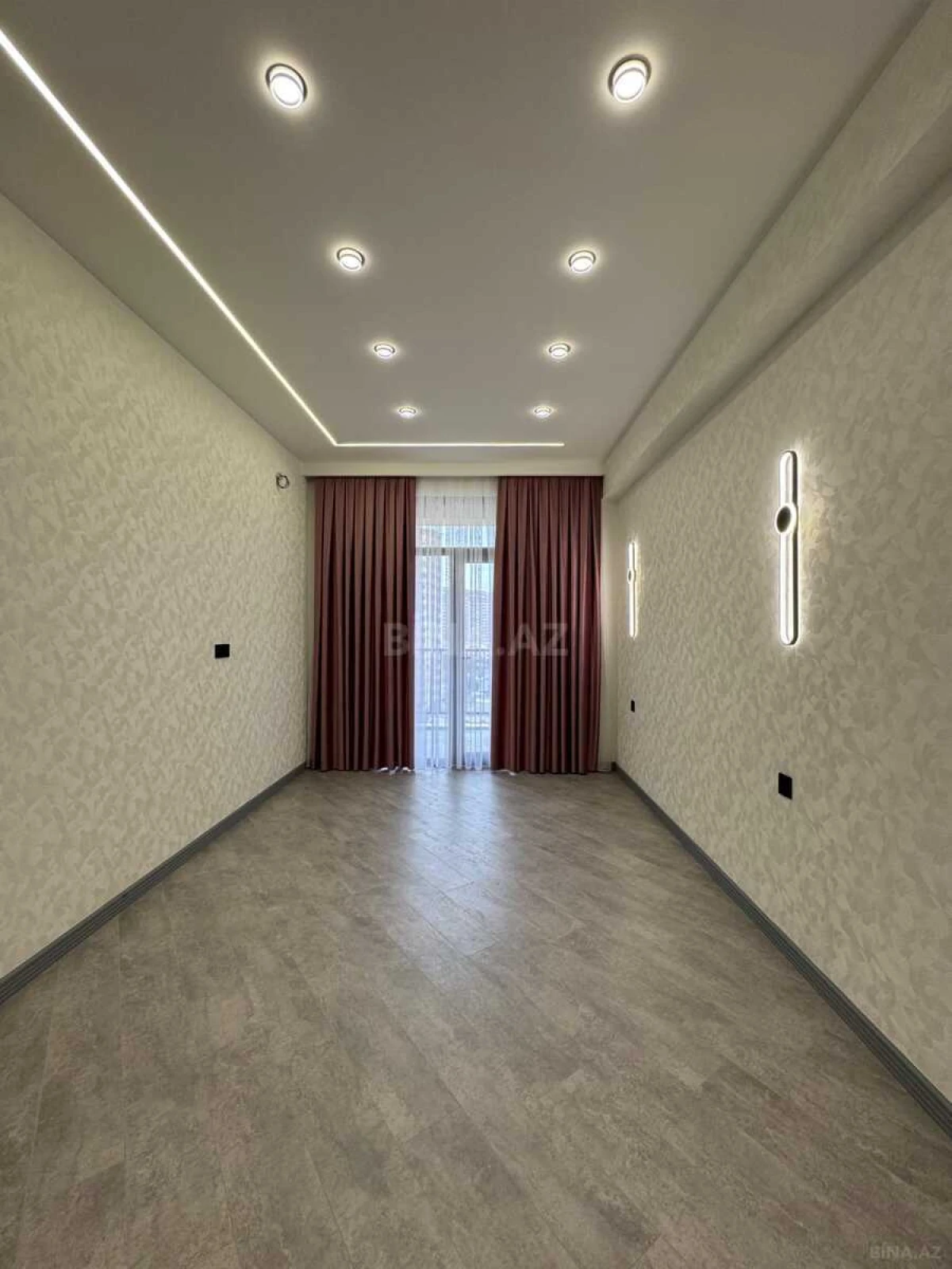 Satılır 2 otaqlı mənzil 65 m²