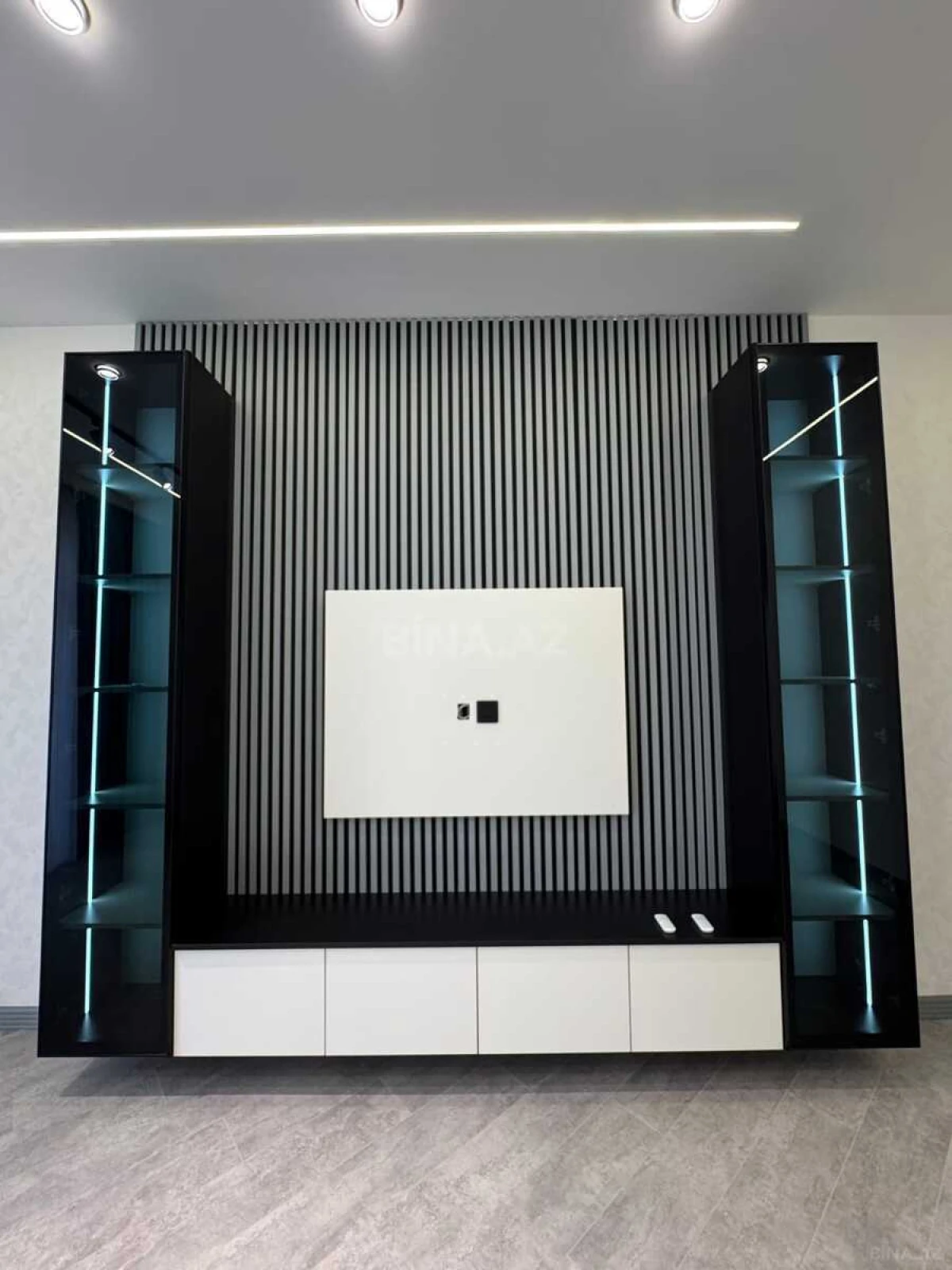 Satılır 2 otaqlı mənzil 65 m²