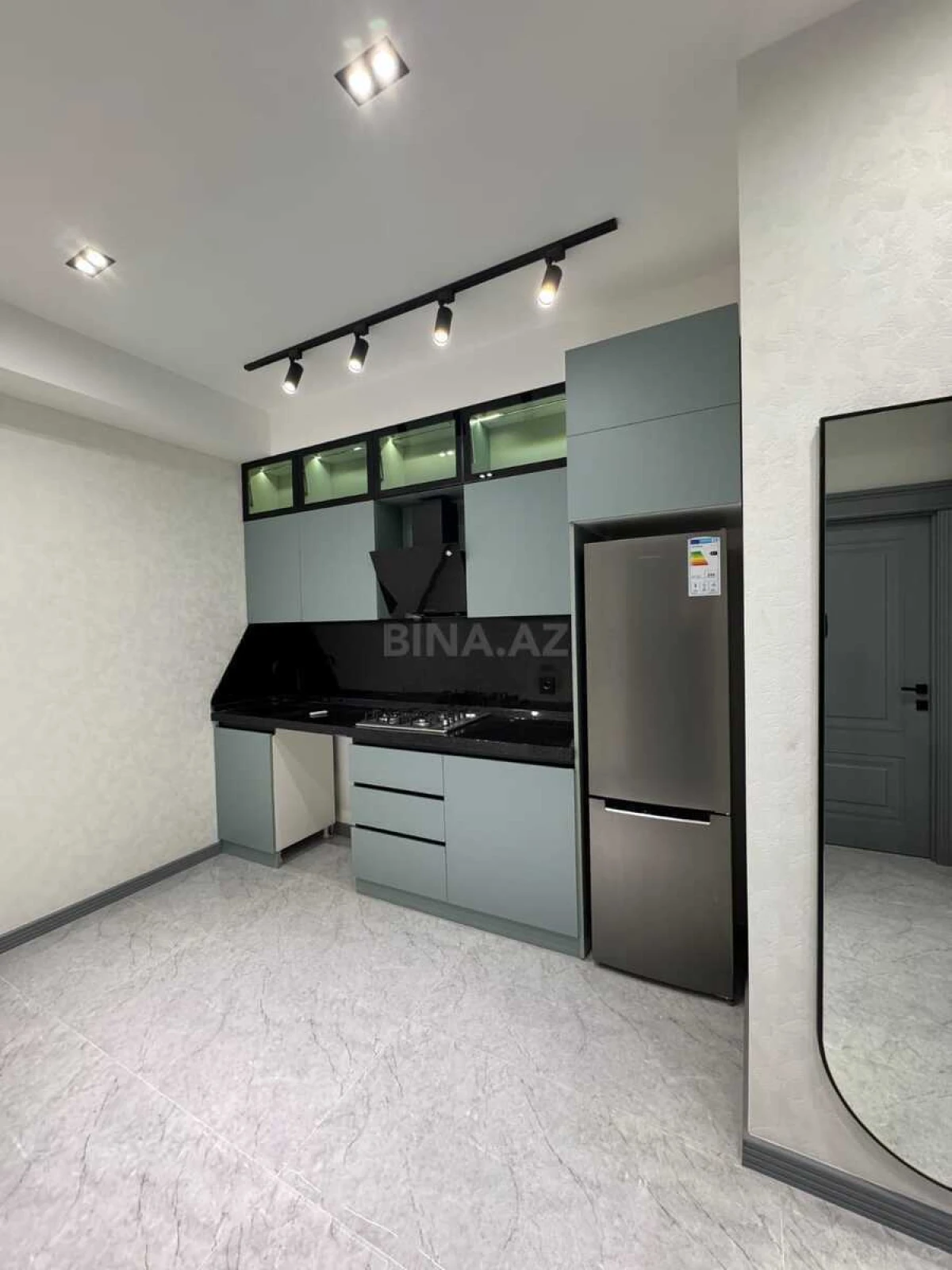 Satılır 2 otaqlı mənzil 65 m²