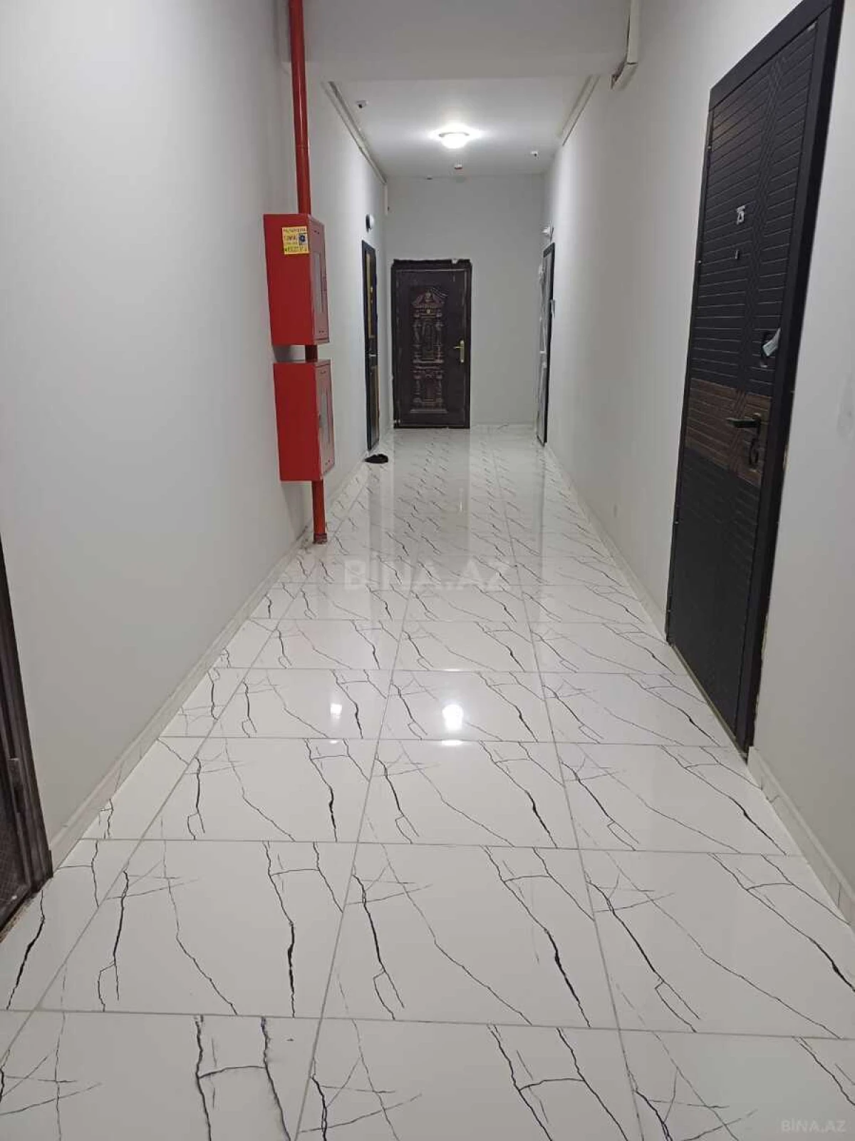 Satılır 3 otaqlı mənzil 110 m²
