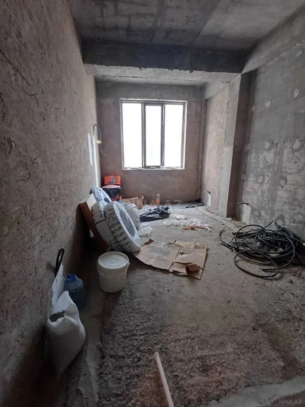 Satılır 3 otaqlı mənzil 110 m²