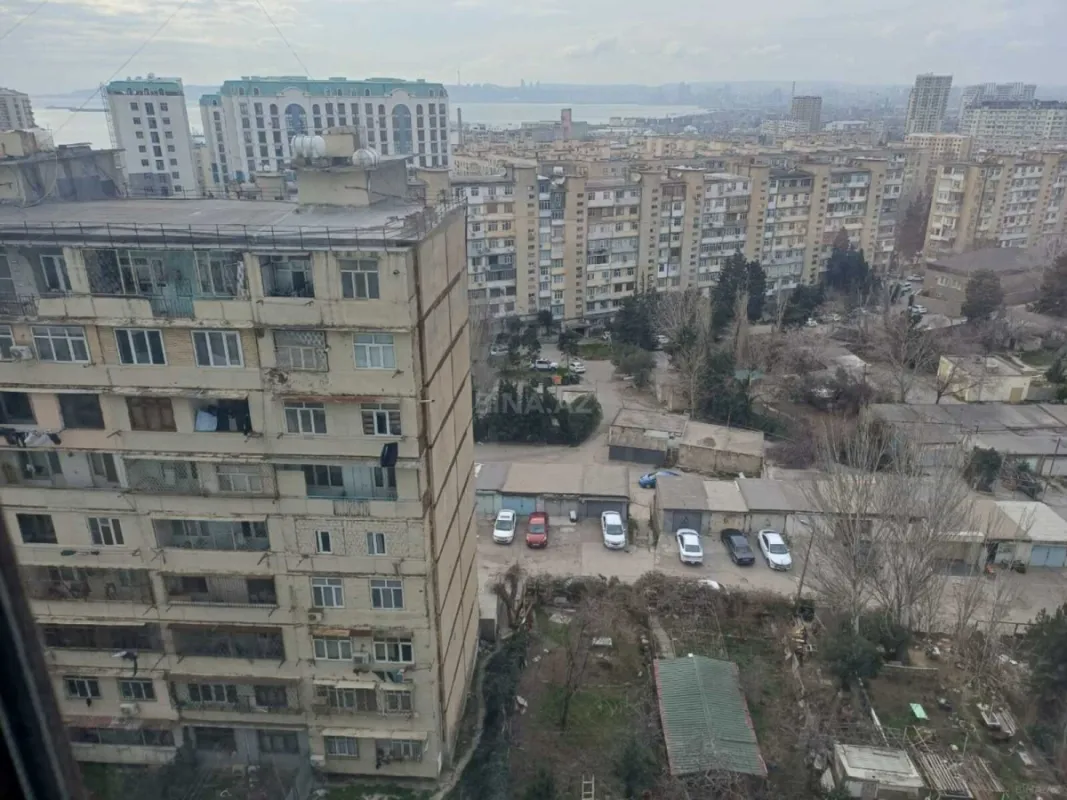 Satılır 3 otaqlı mənzil 110 m²