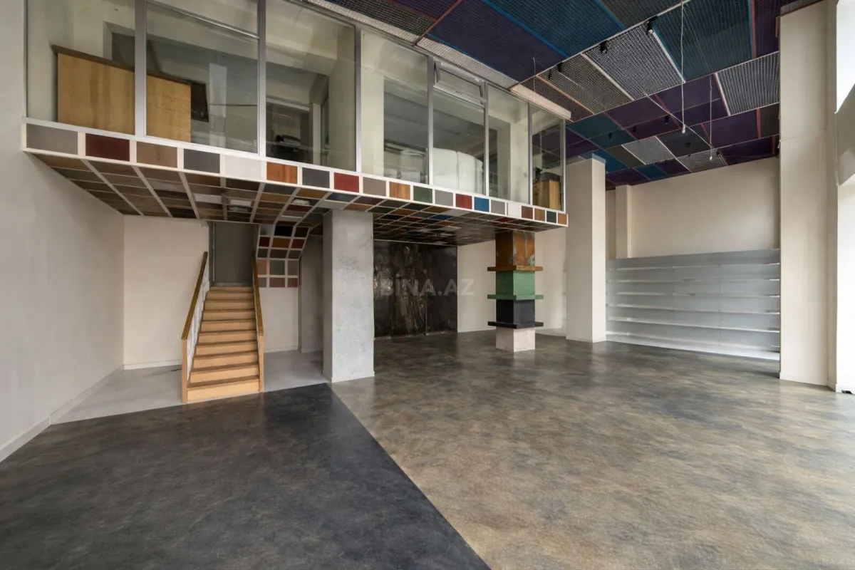 Kirayə verilir obyekt 320 m²