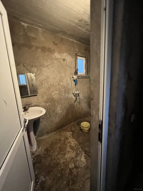 Satılır 6 otaqlı həyət evi 150 m²