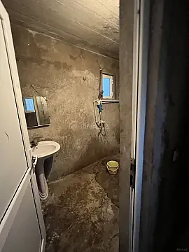 Satılır 6 otaqlı həyət evi 150 m²