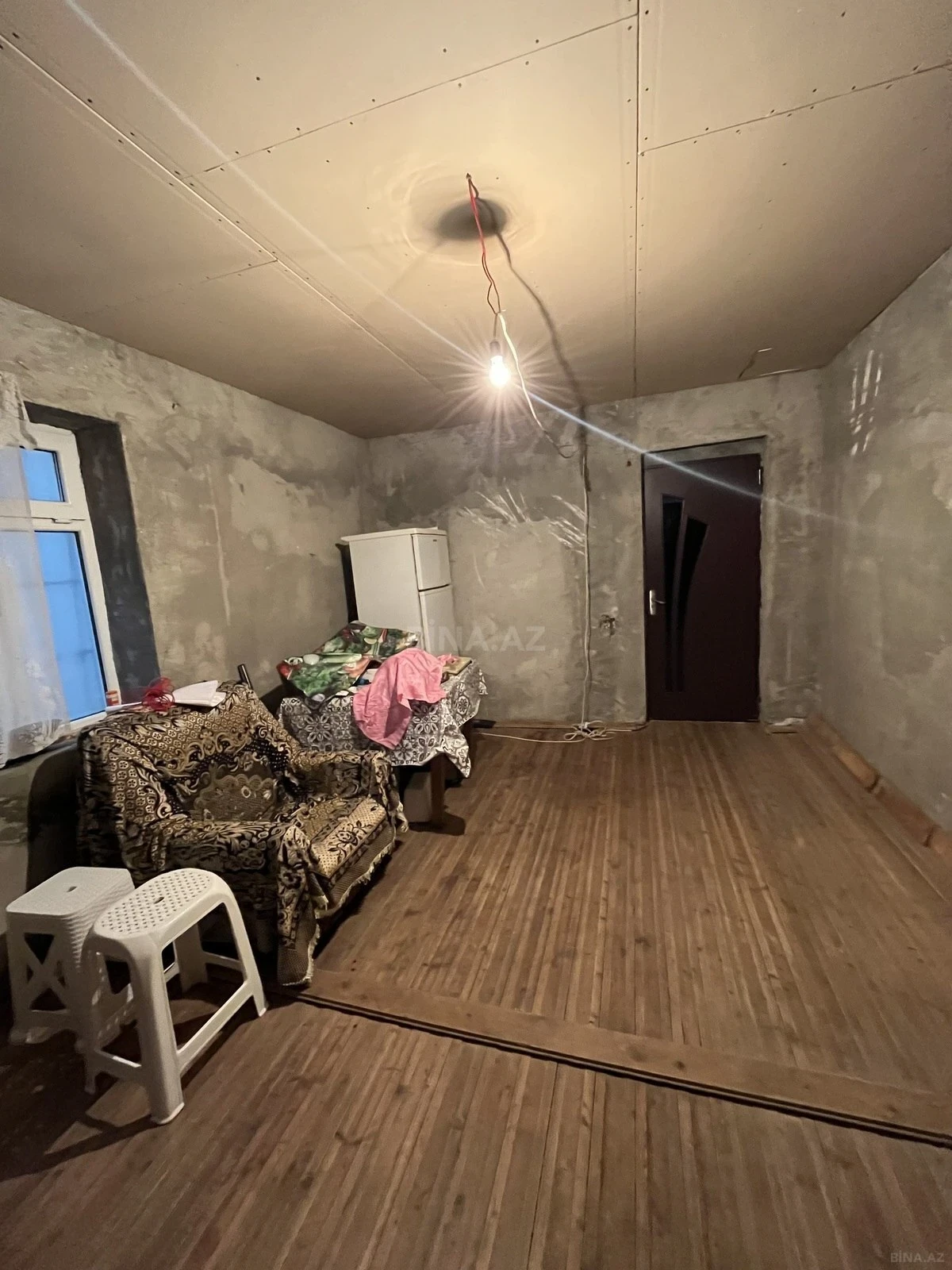 Satılır 6 otaqlı həyət evi 150 m²