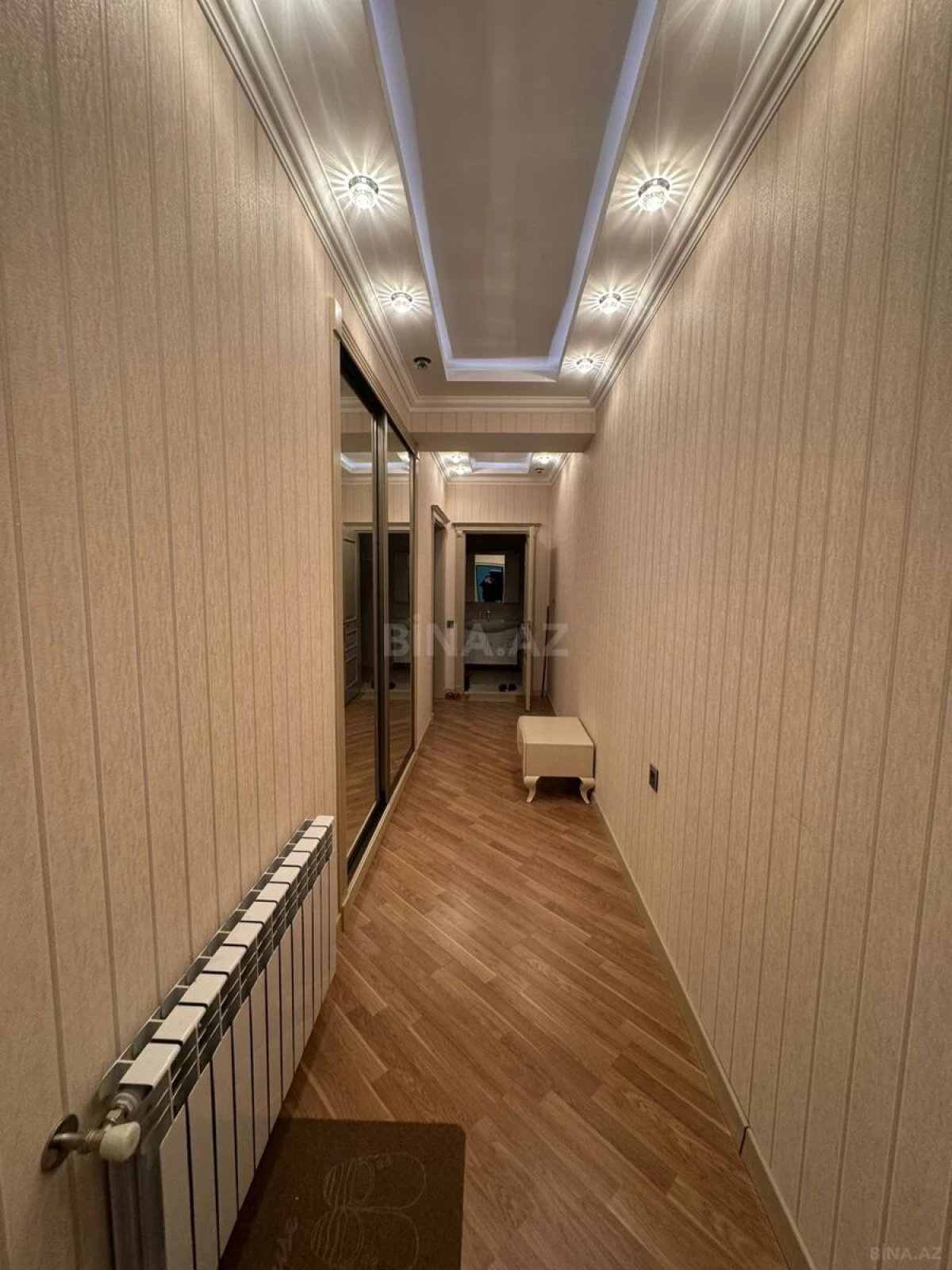Satılır 2 otaqlı mənzil 65 m²